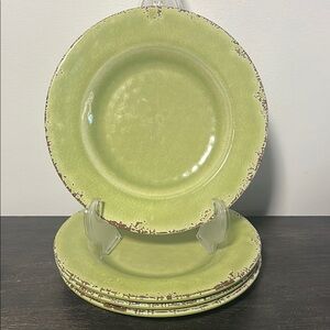 William Sonoma, 8.5” Rustic Outdoor/Indoor Malamine Plates Set of 4